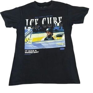 Ice Cube black concert T-shirt sz S some cracking on silk screen GUC